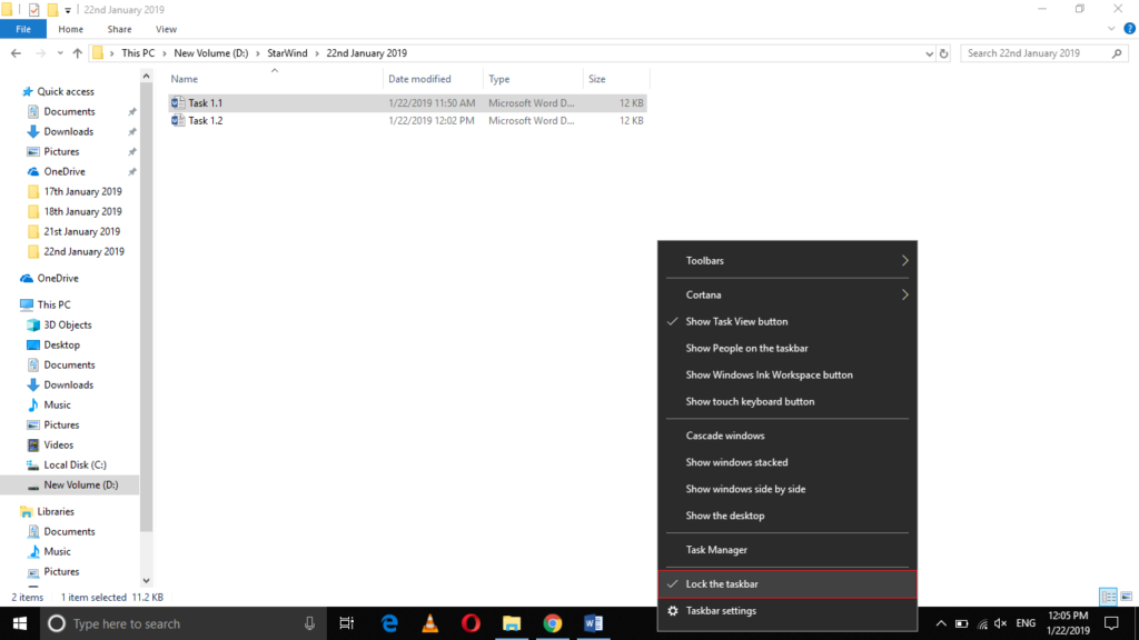 windows 10 taskbar black